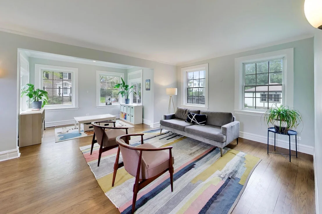 Photo of 1636 Forest Avenue