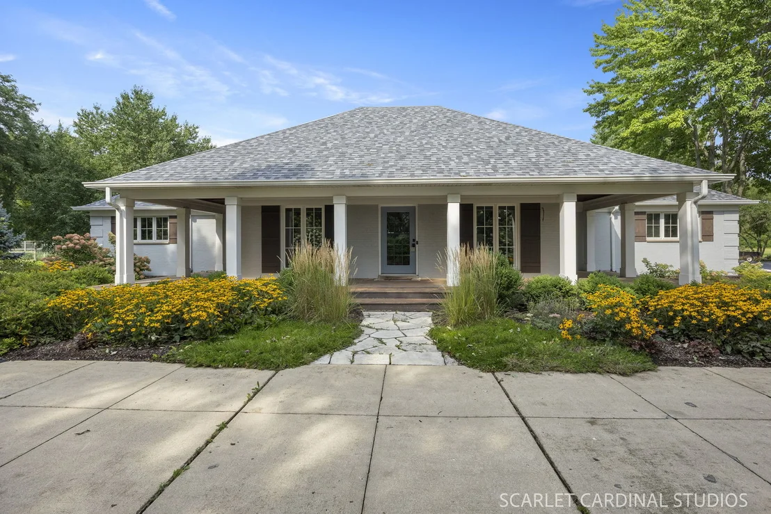 Photo of 38W064 Tanglewood Drive