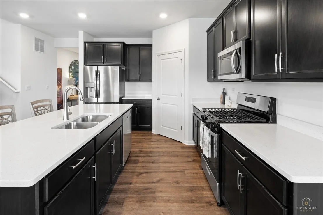 Photo of 695 Kentshire Circle