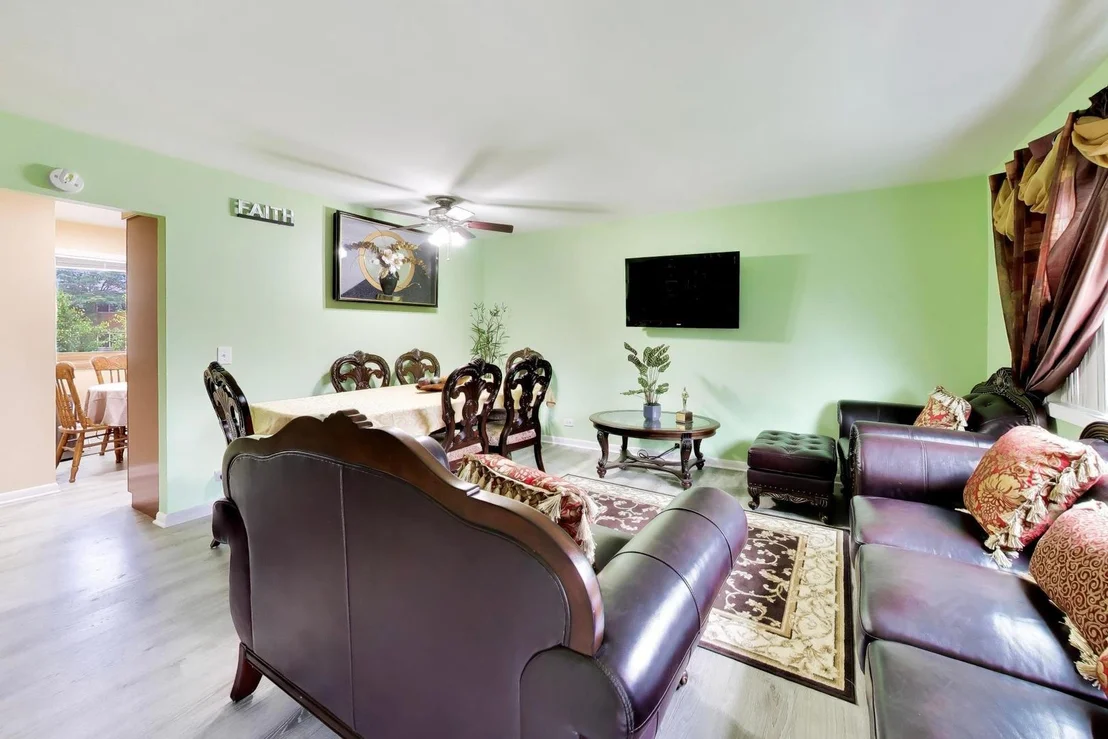Photo of 8647 Gregory Lane