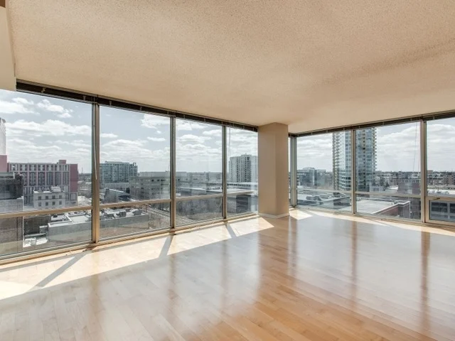 Photo of Unit 1221 at 800 Elgin Road