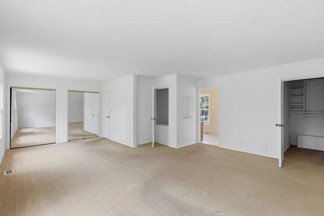 Photo of 750 Carriage Way