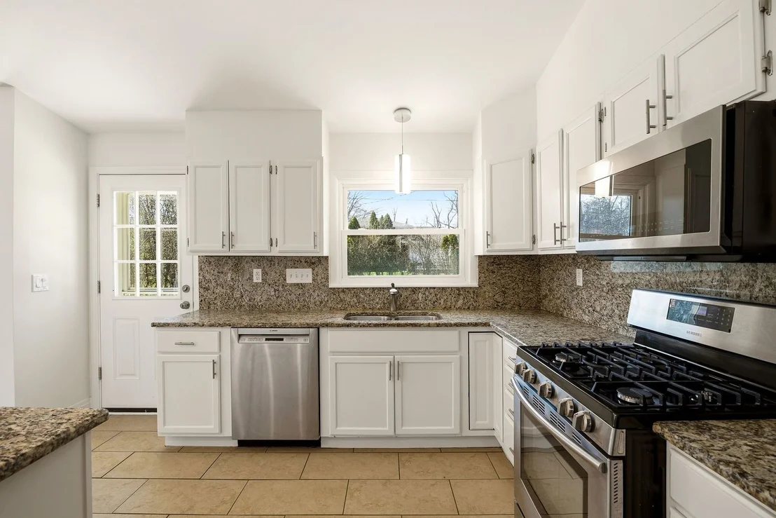 Photo of 215 HIBBARD Road