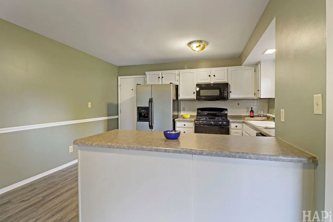 Photo of 5014 W Greenbrier Drive