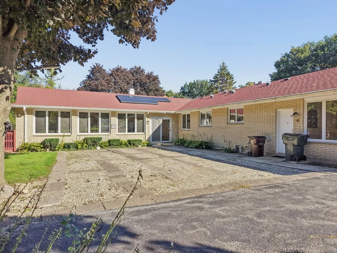 Photo of 201 Oak Lane