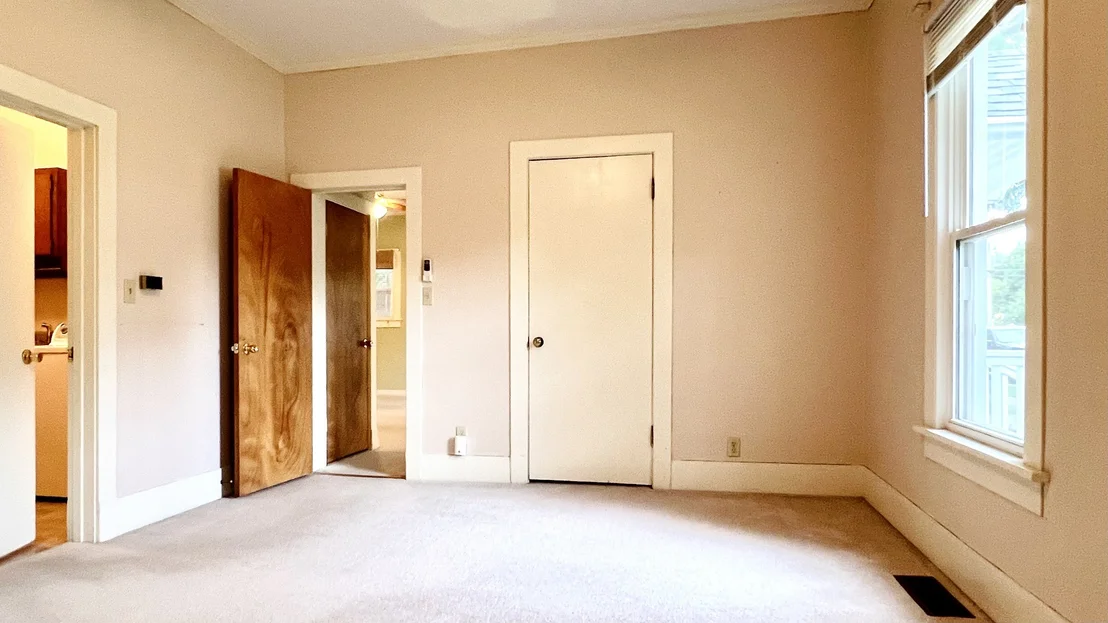 Photo of 313 N 3rd Avenue