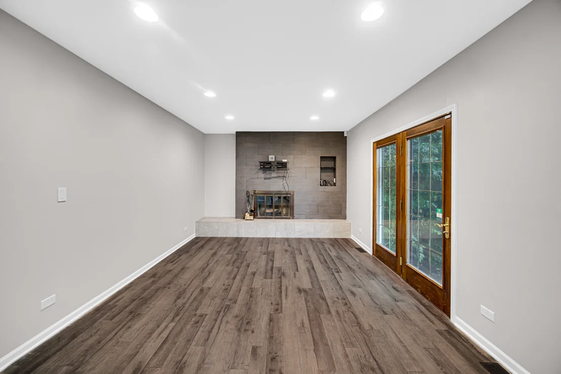 Photo of 910 KNIGHTSBRIDGE Lane