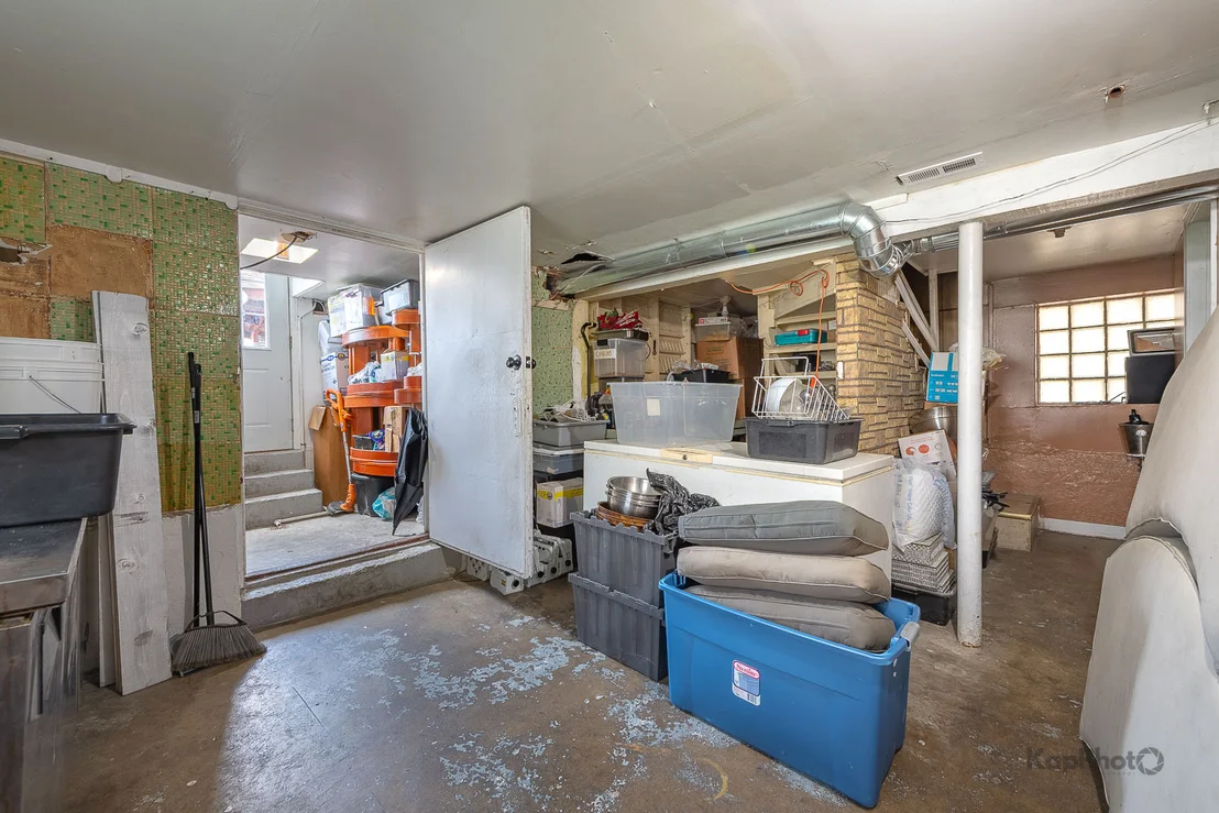 Photo of 3122 W 39th Place