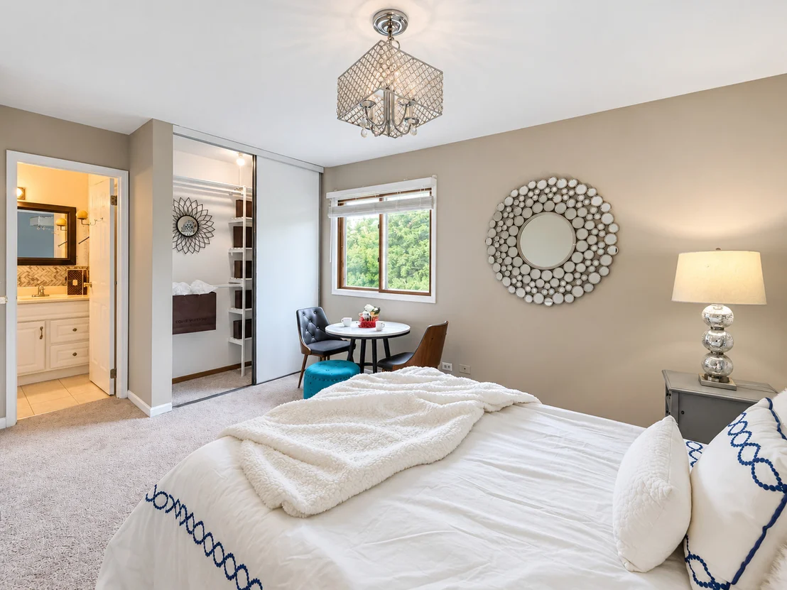 Photo of 1401 Knoll Drive