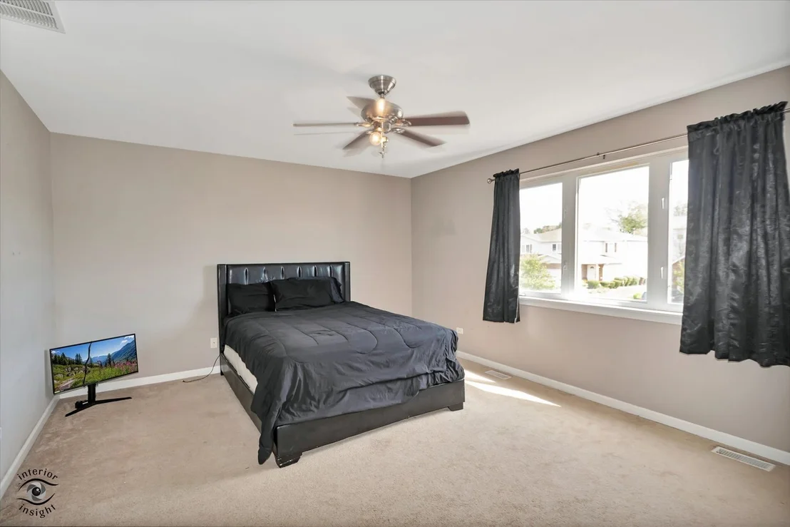 Photo of 1390 Somerset Drive