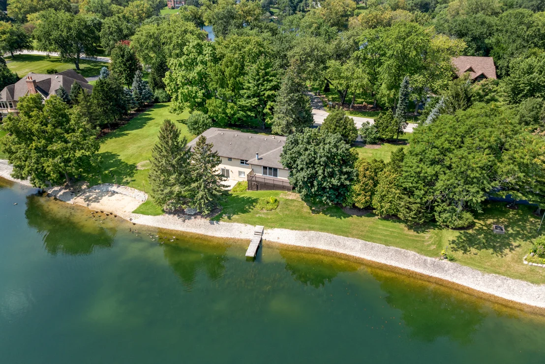 Photo of 2720 N Bayview Lane