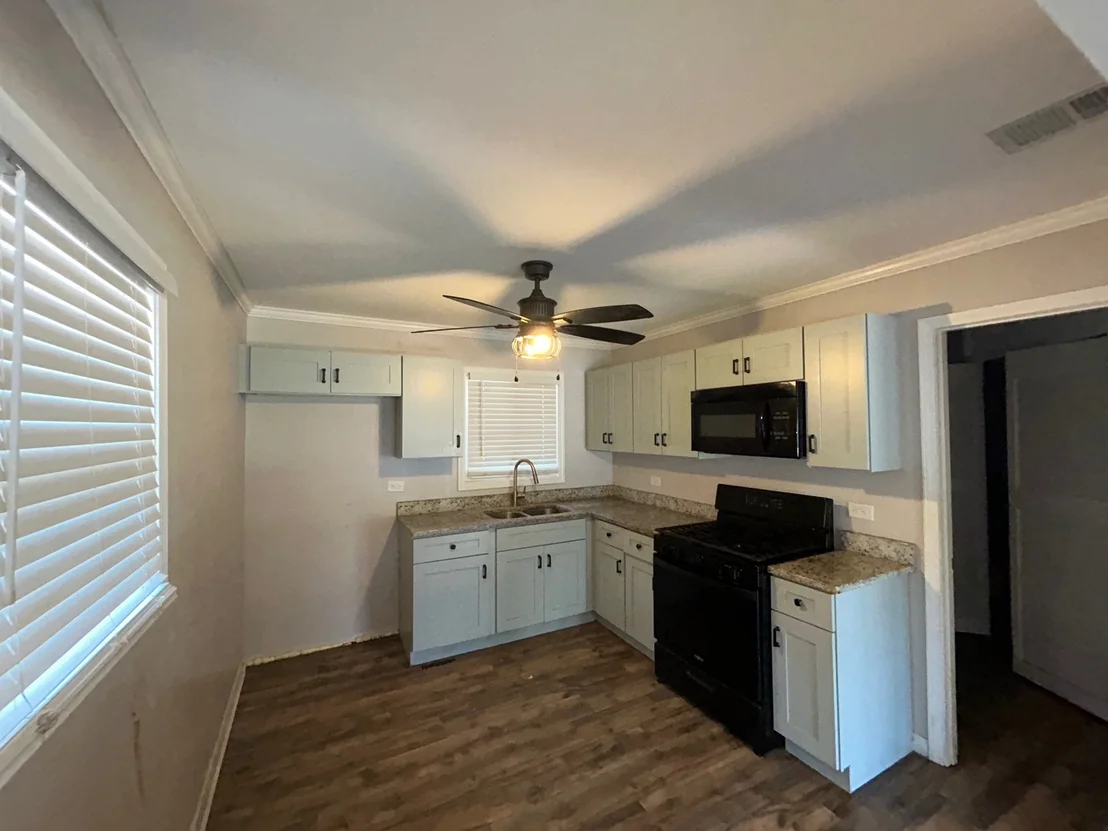 Photo of 363 Blackhawk Drive