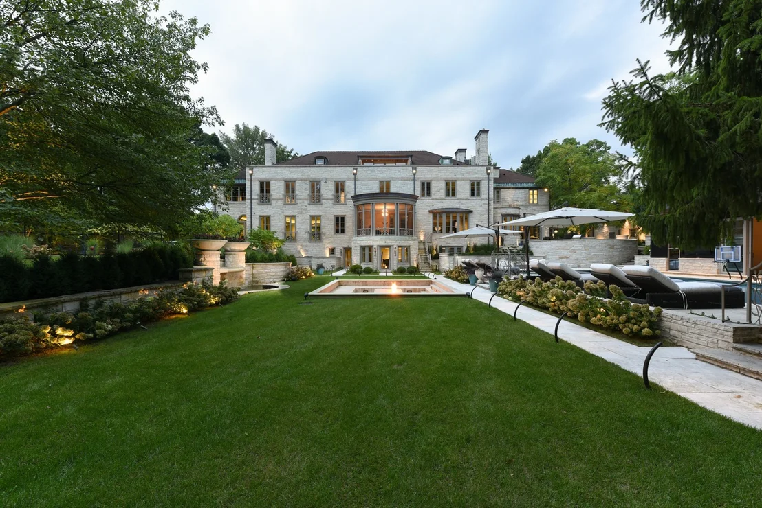 Photo of 443 Sheridan Road