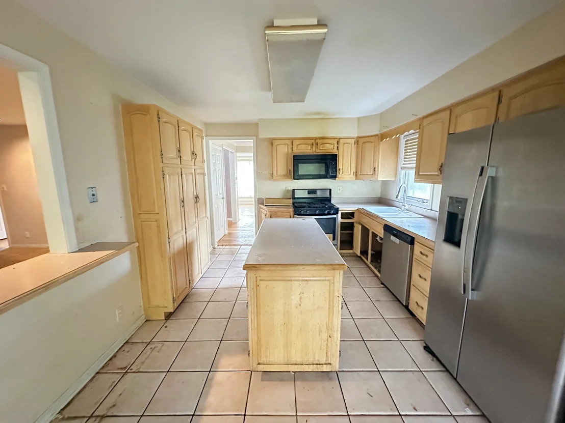Photo of 700 Butterfield Drive