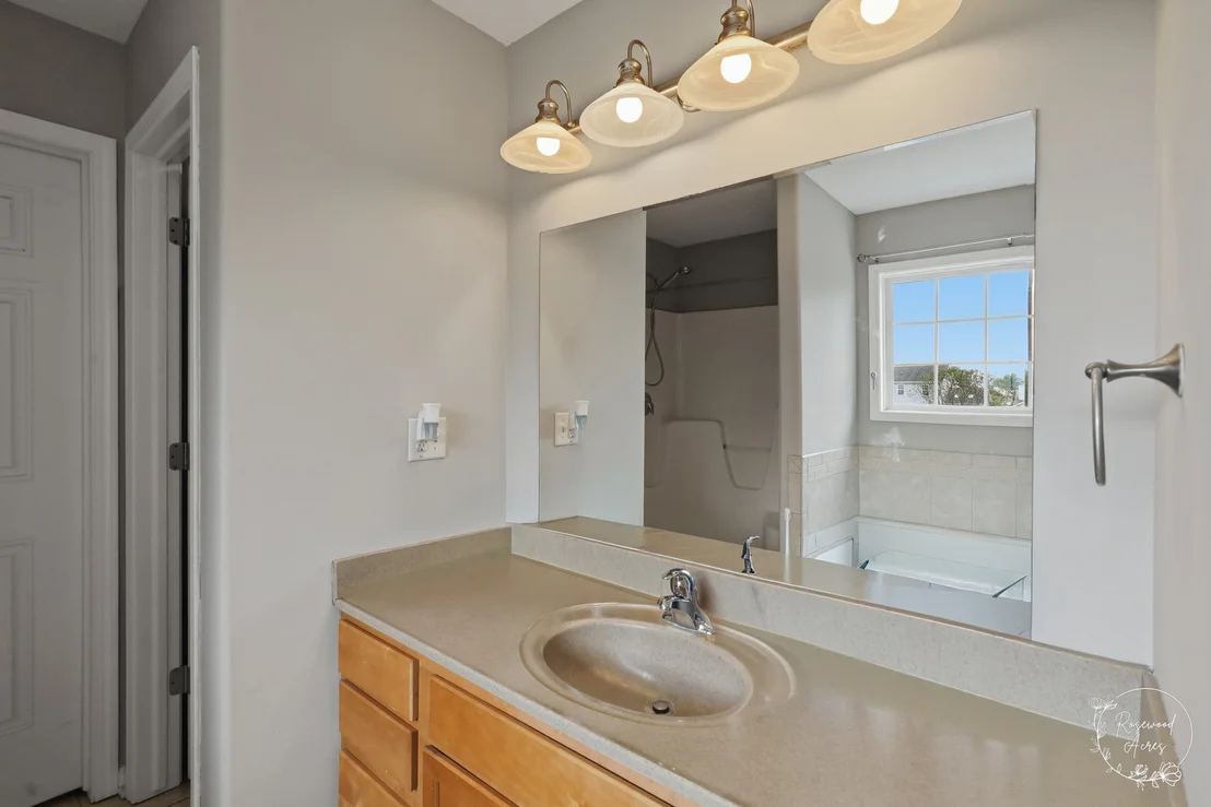 Photo of 116 Diversatech Drive