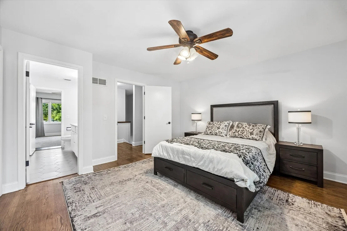 Photo of 333 N Hale Street