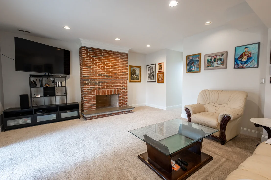 Photo of 6441 Blackhawk Trail