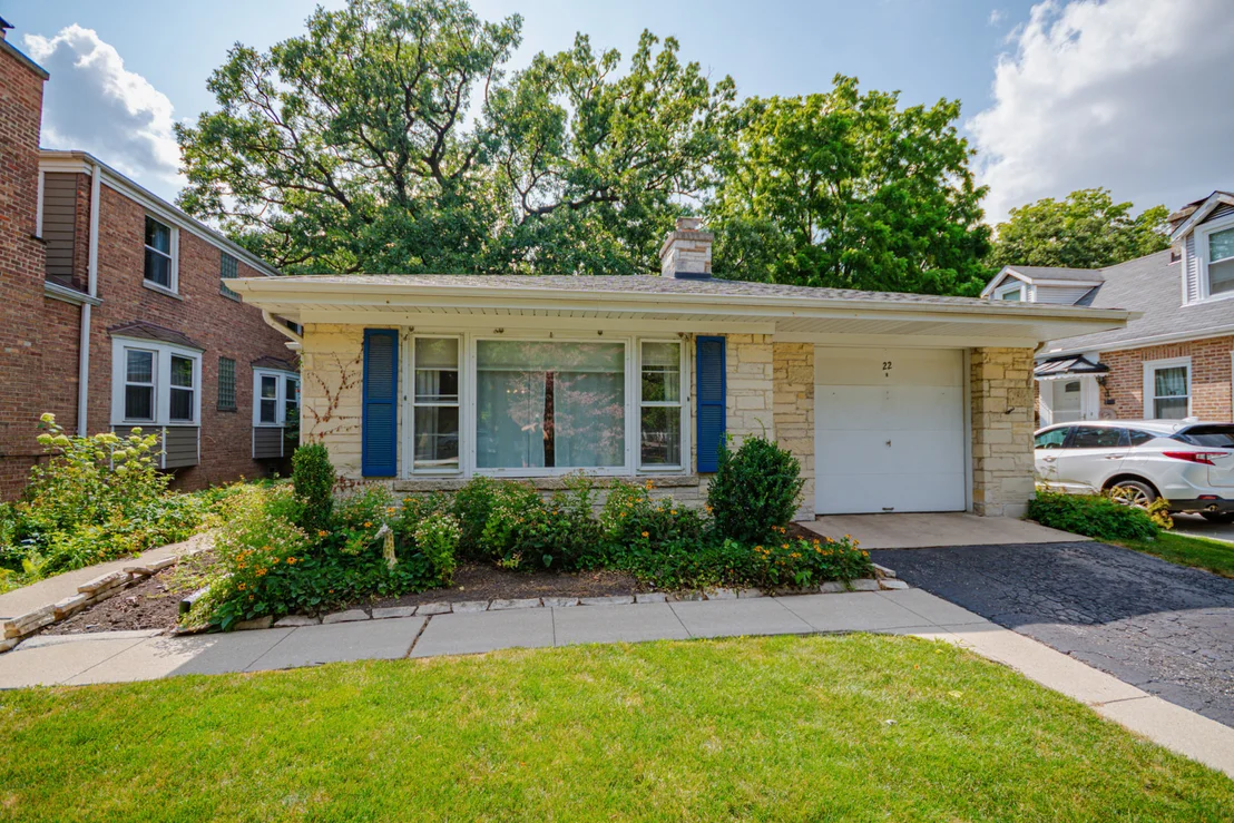 Photo of 22 GALE Avenue
