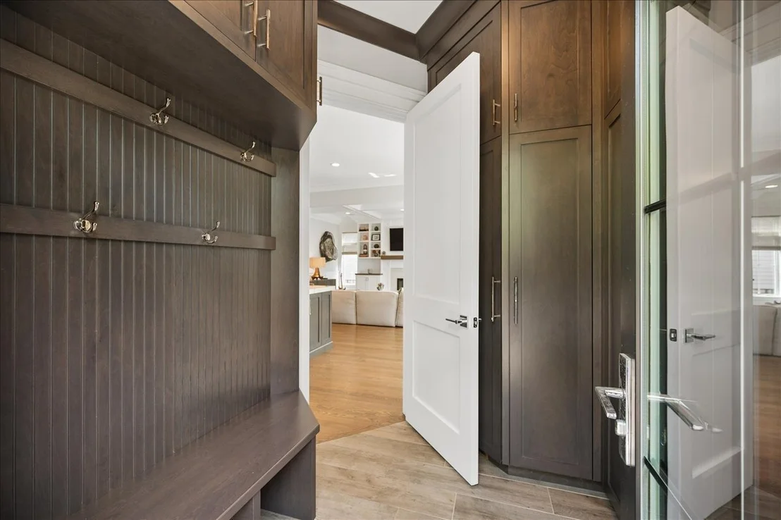 Photo of 1121 Forest Avenue
