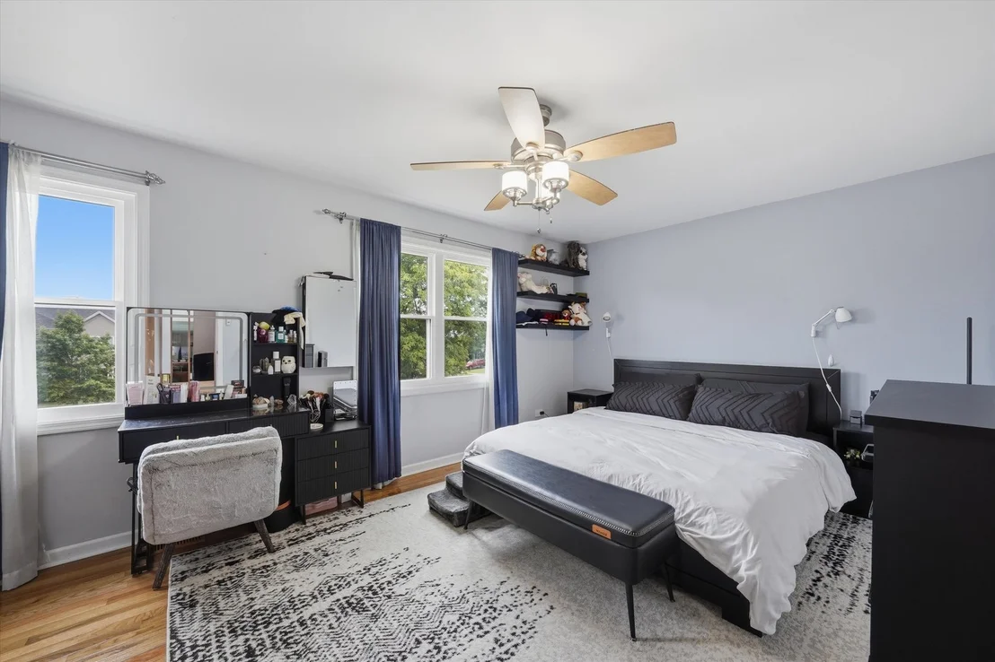 Photo of 1274 Robin Drive