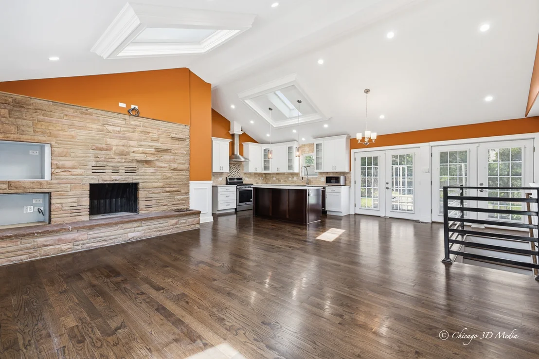 Photo of 95 E Thacker Street