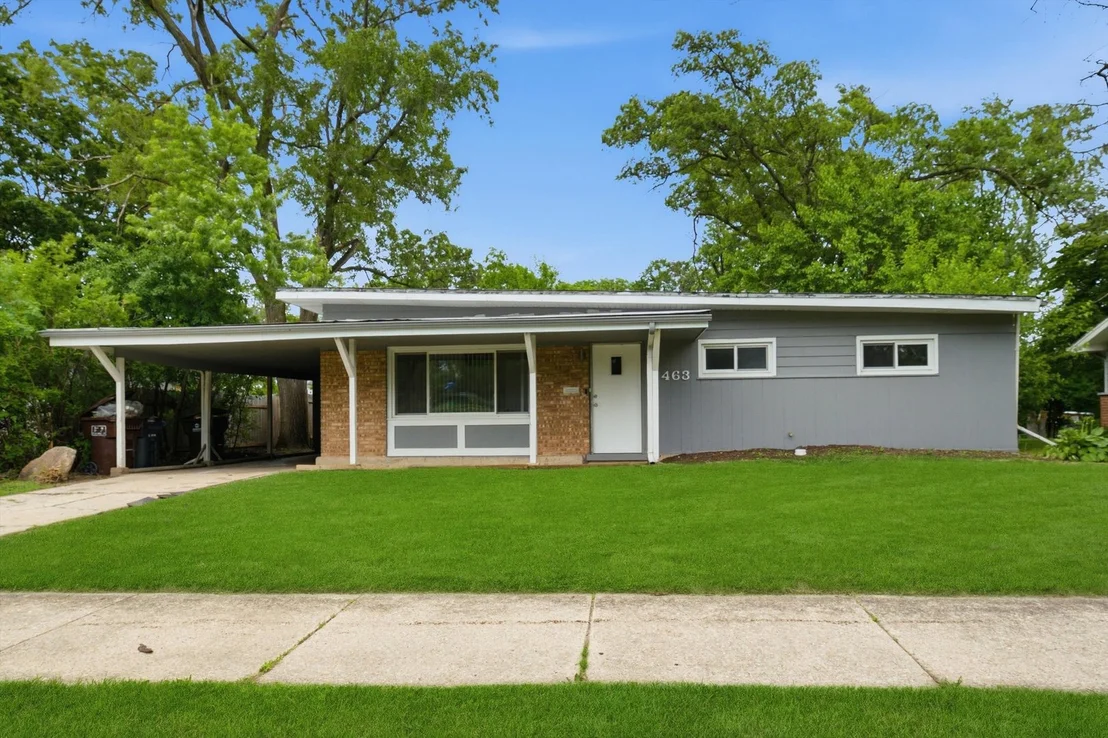 Photo of 463 Shabbona Drive