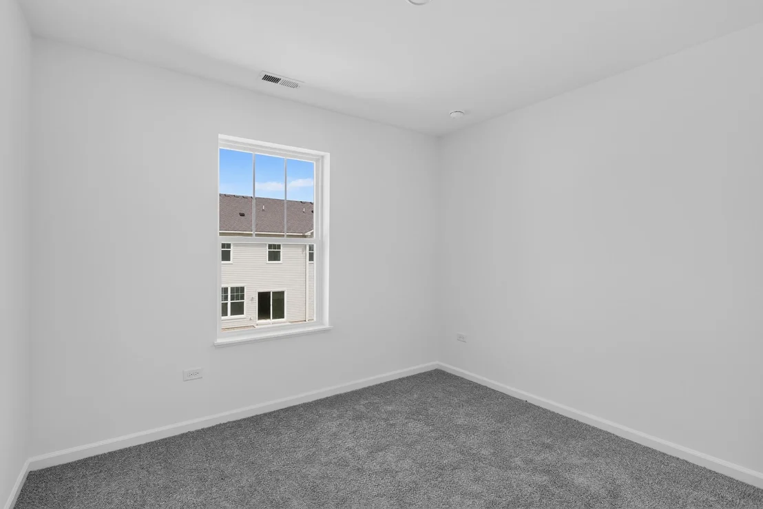 Photo of 442 Red Oak Circle