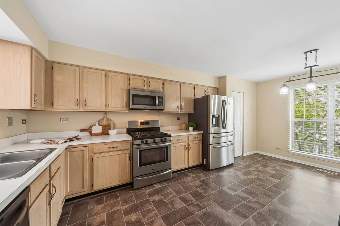 Photo of 767 GROSSE POINTE Circle