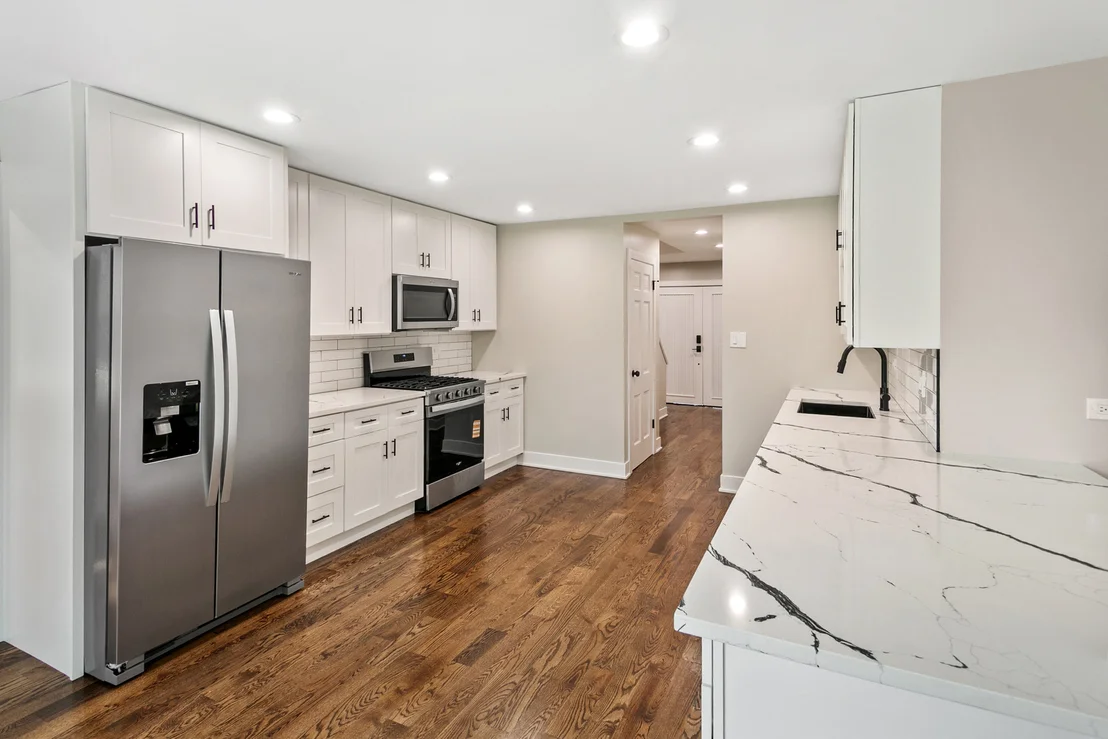 Photo of 3045 Scott Crescent
