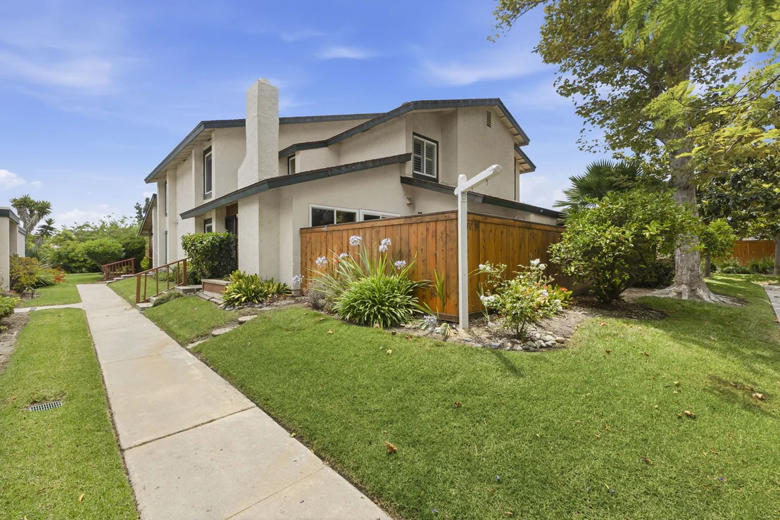Photo of 2033 Shadytree Lane