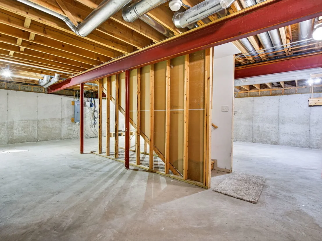 Photo of 1010 Heritage Drive