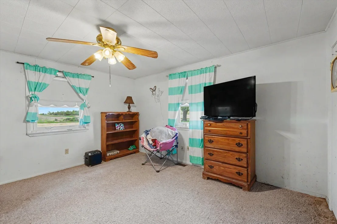 Photo of 1121 County Road 2250
