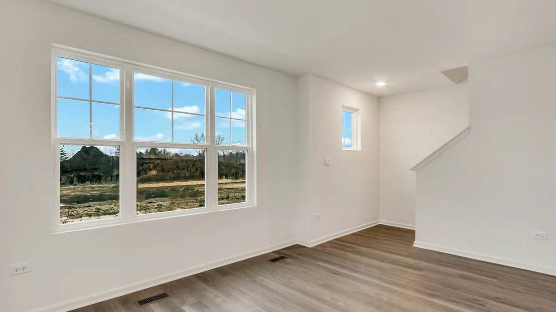 Photo of 405 Lakeshore Court