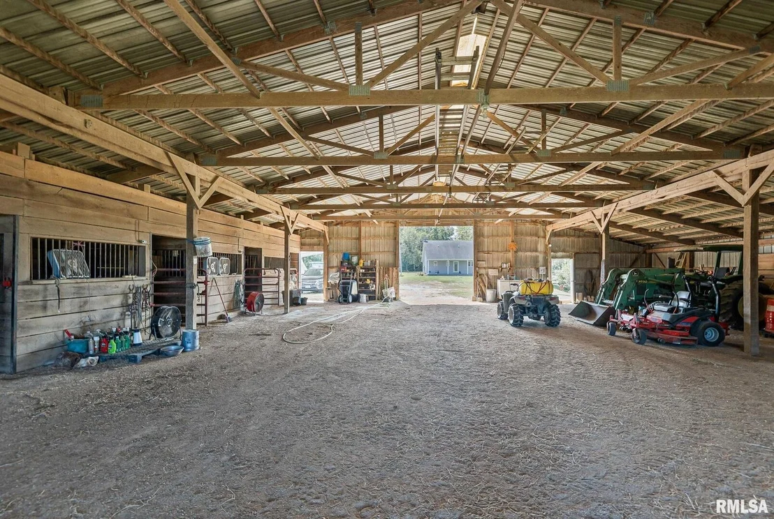 Photo of 520 DEERFIELD Road