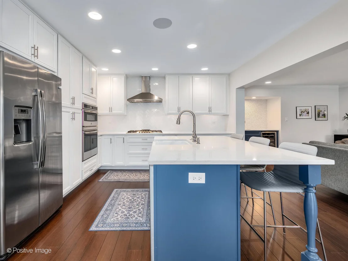 Photo of 734 Forest Glen Lane