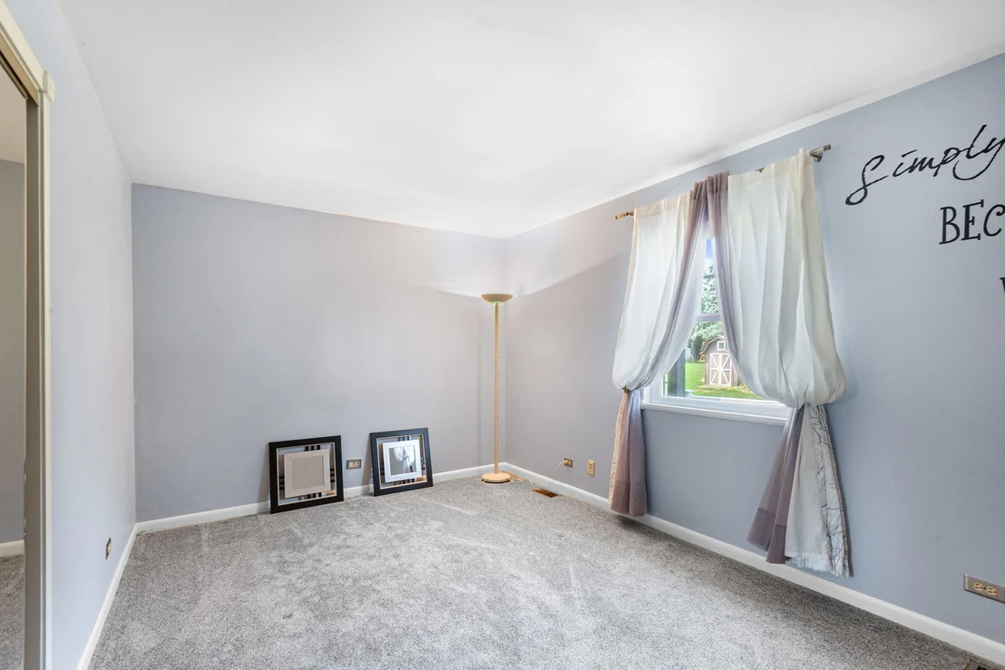 Photo of 392 Jean Street