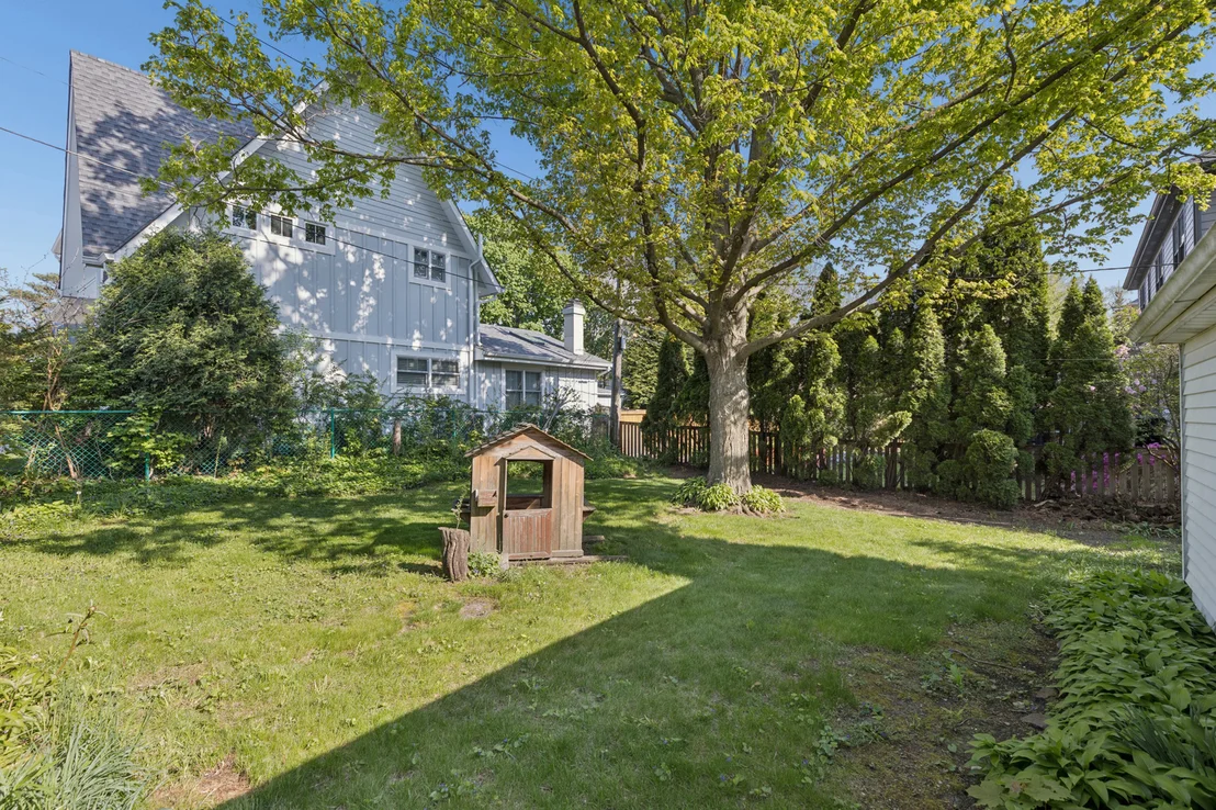 Photo of 951 Hemlock Street