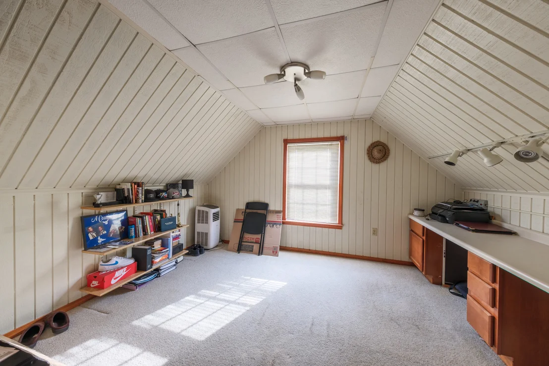 Photo of 17702 Community Street
