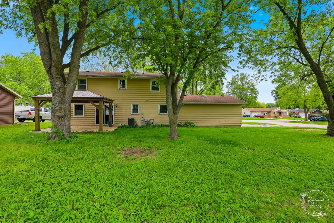 Photo of 855 Stonewall Drive