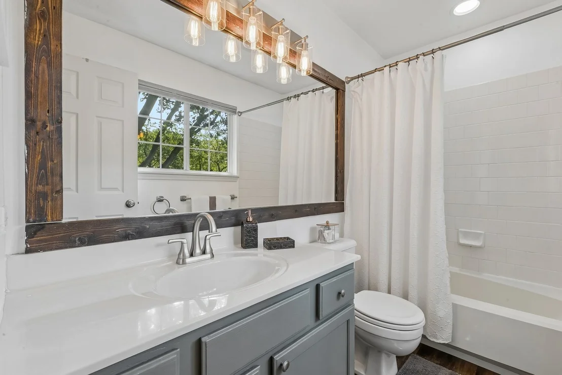 Photo of 1108 Talbot Lane