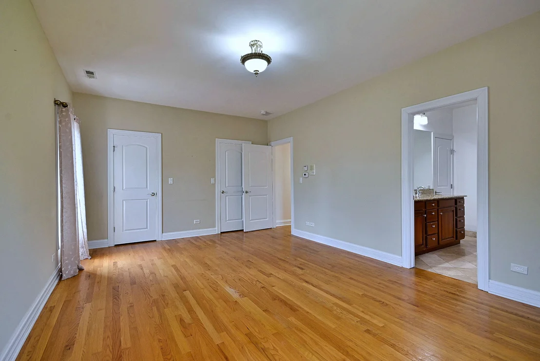 Photo of 1908 S HARRISON Street