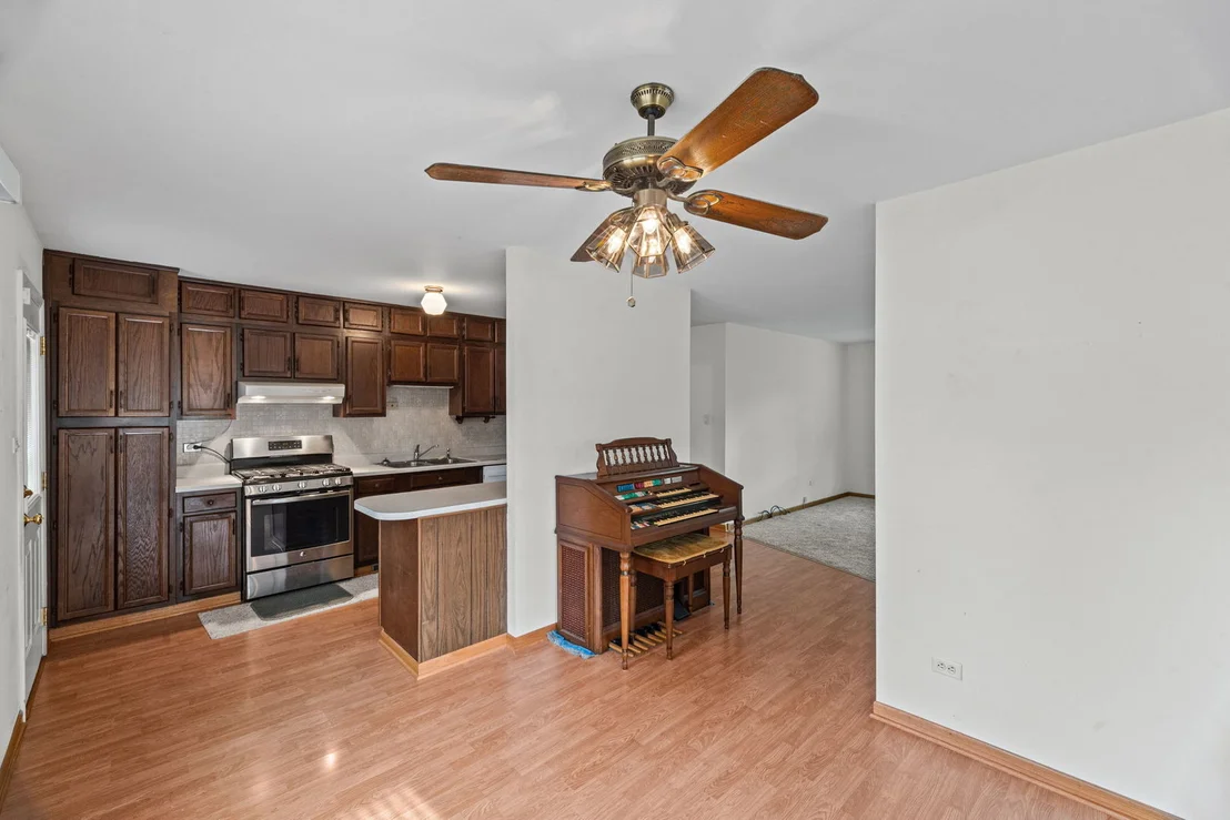 Photo of 2207 Kingfisher Lane