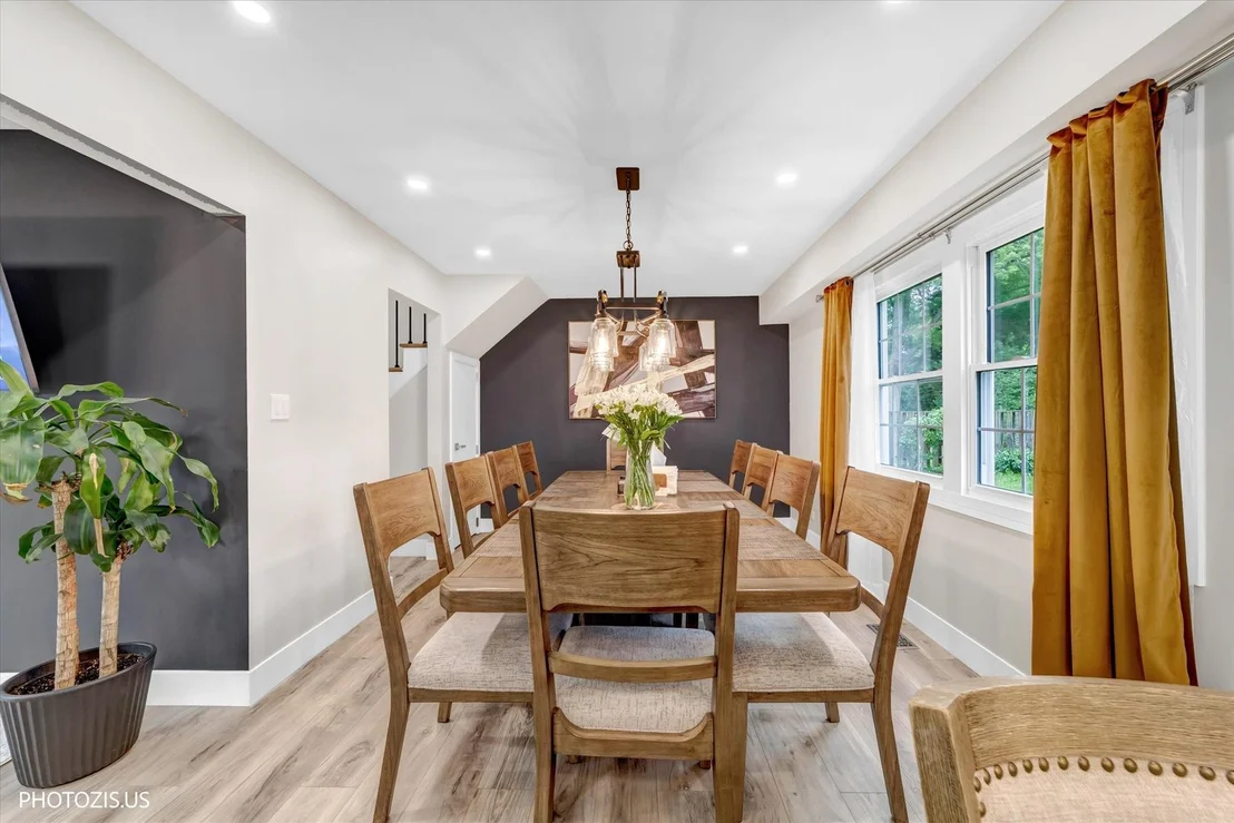 Photo of 1111 Plum Grove Circle