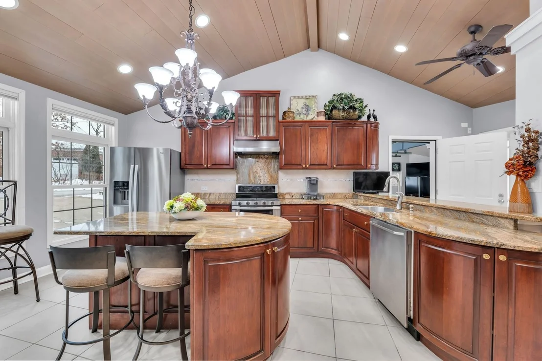 Photo of 10 Deerpath Lane