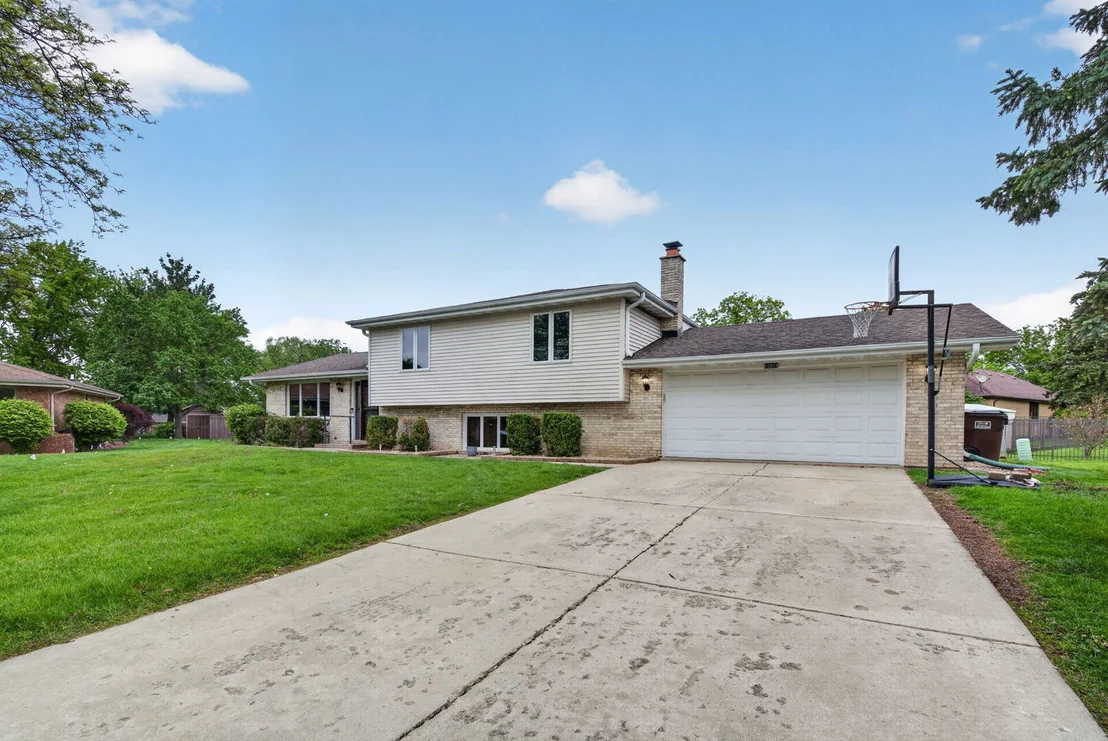 Photo of 10818 Bryant Road