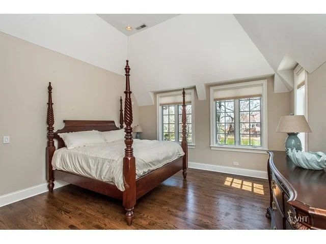 Photo of 174 Sheridan Road
