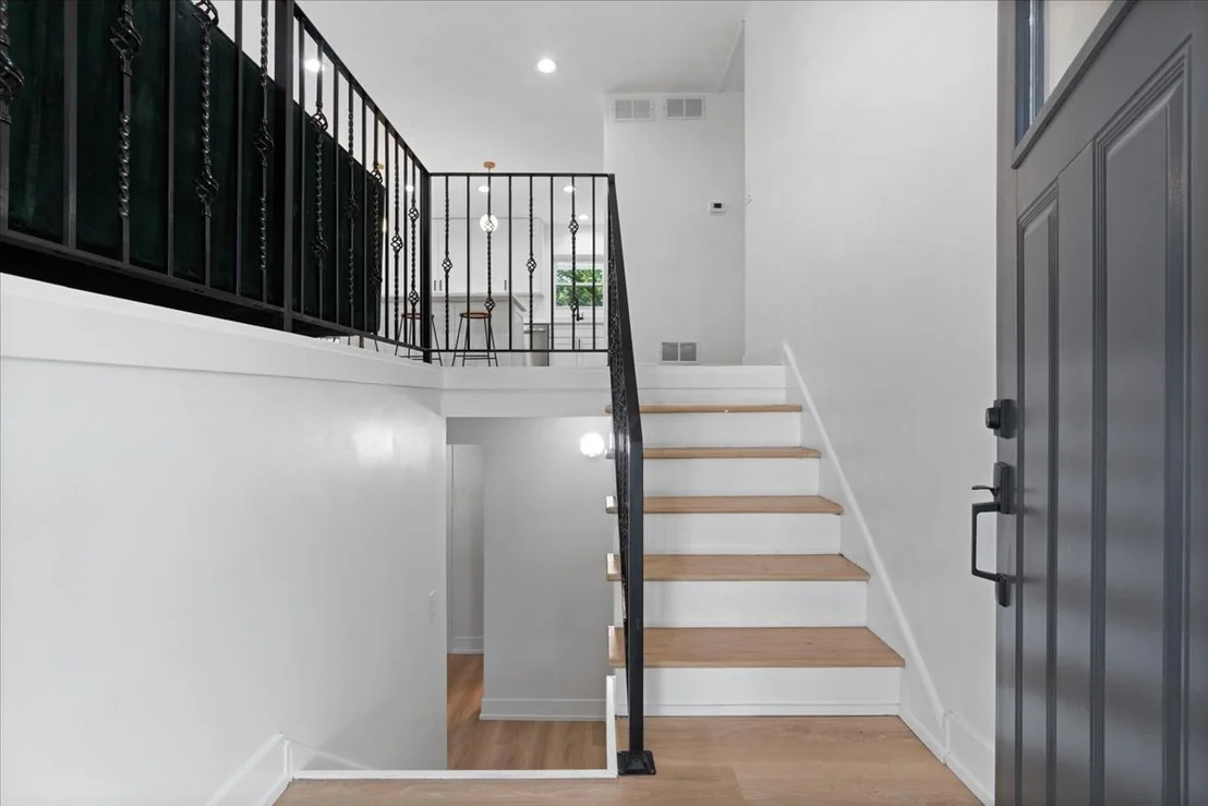Photo of 449 White Pine Road