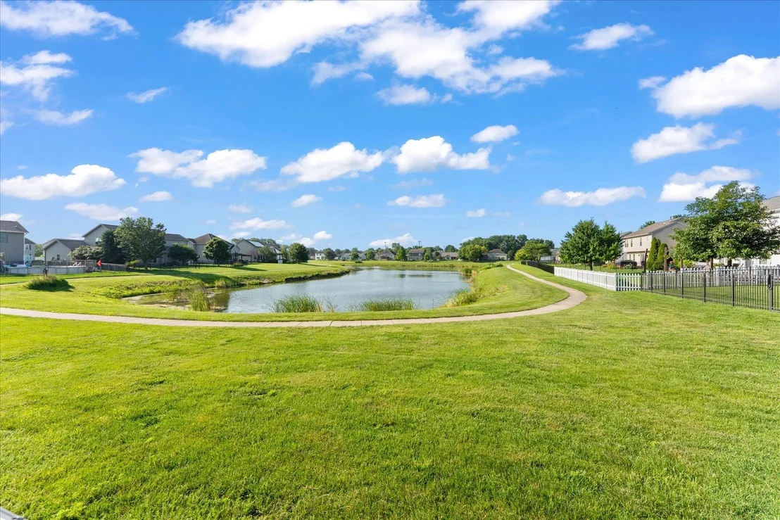 Photo of 507 Deerpath Drive