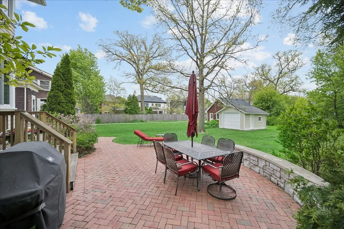 Photo of 972 Elm Street