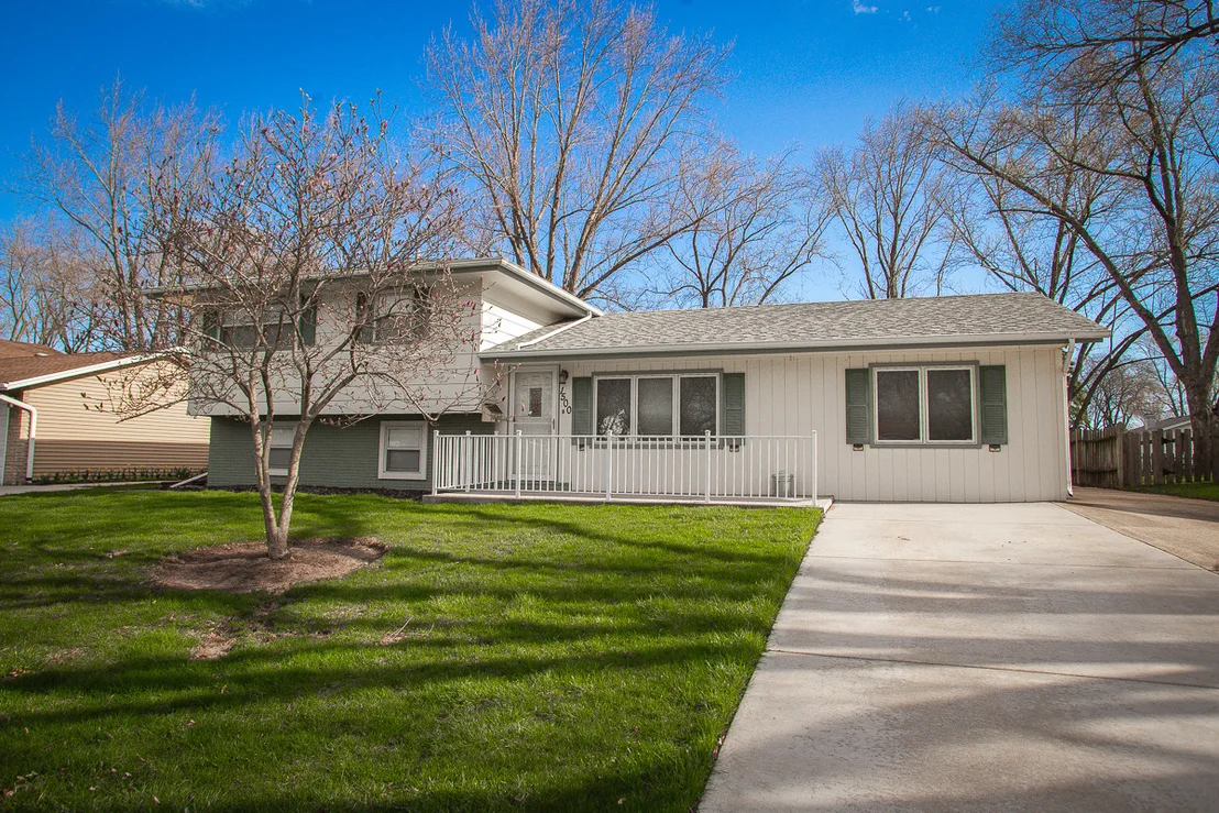 Photo of 1500 Bates Lane